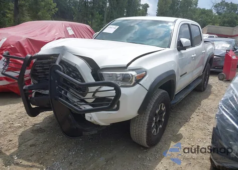 2021 Toyota Tacoma Trd Off-Road z USA, uszkodzony, nr VIN 3TMCZ5AN7MM377745